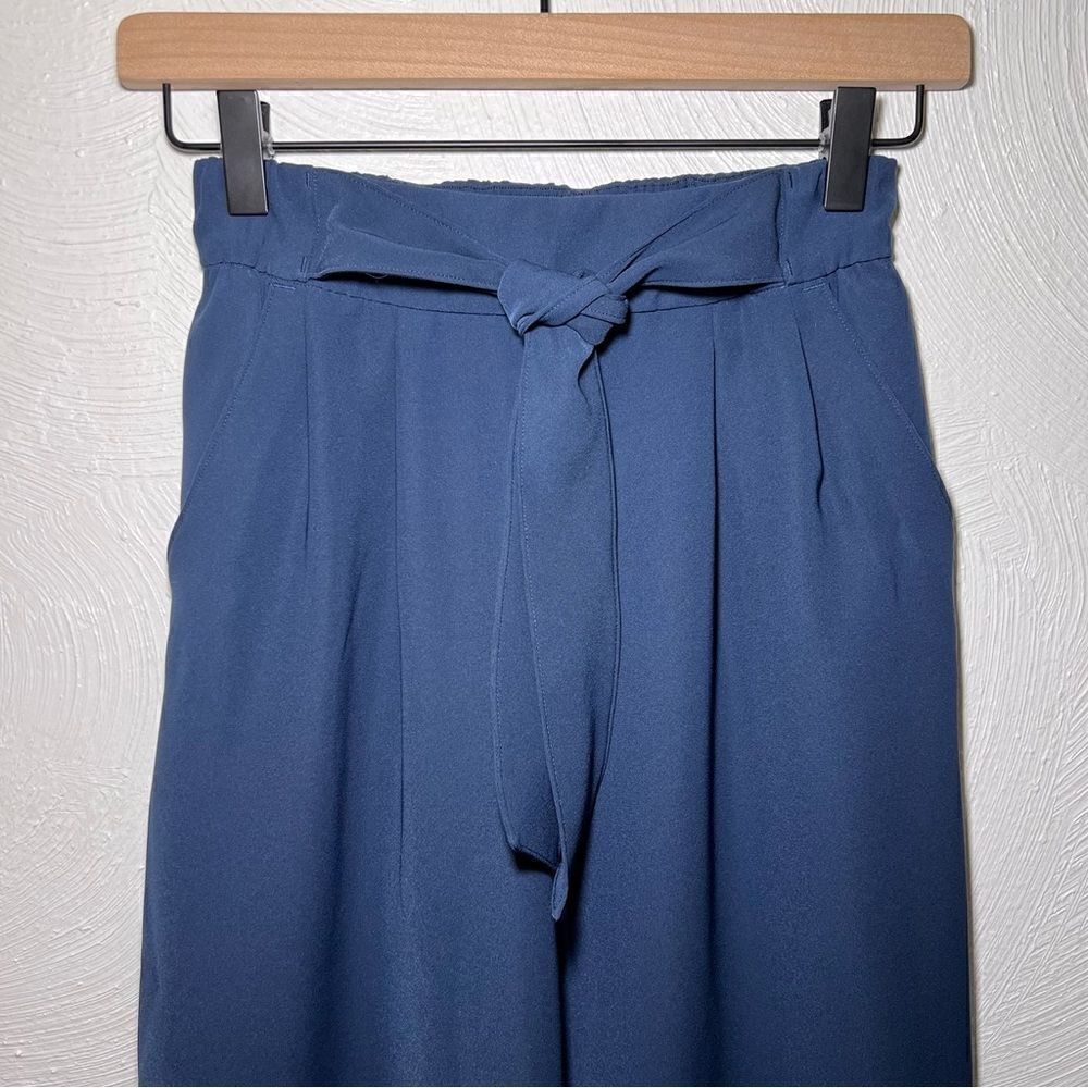 Lululemon Noir Pant in True Navy - Picture 5 of 9